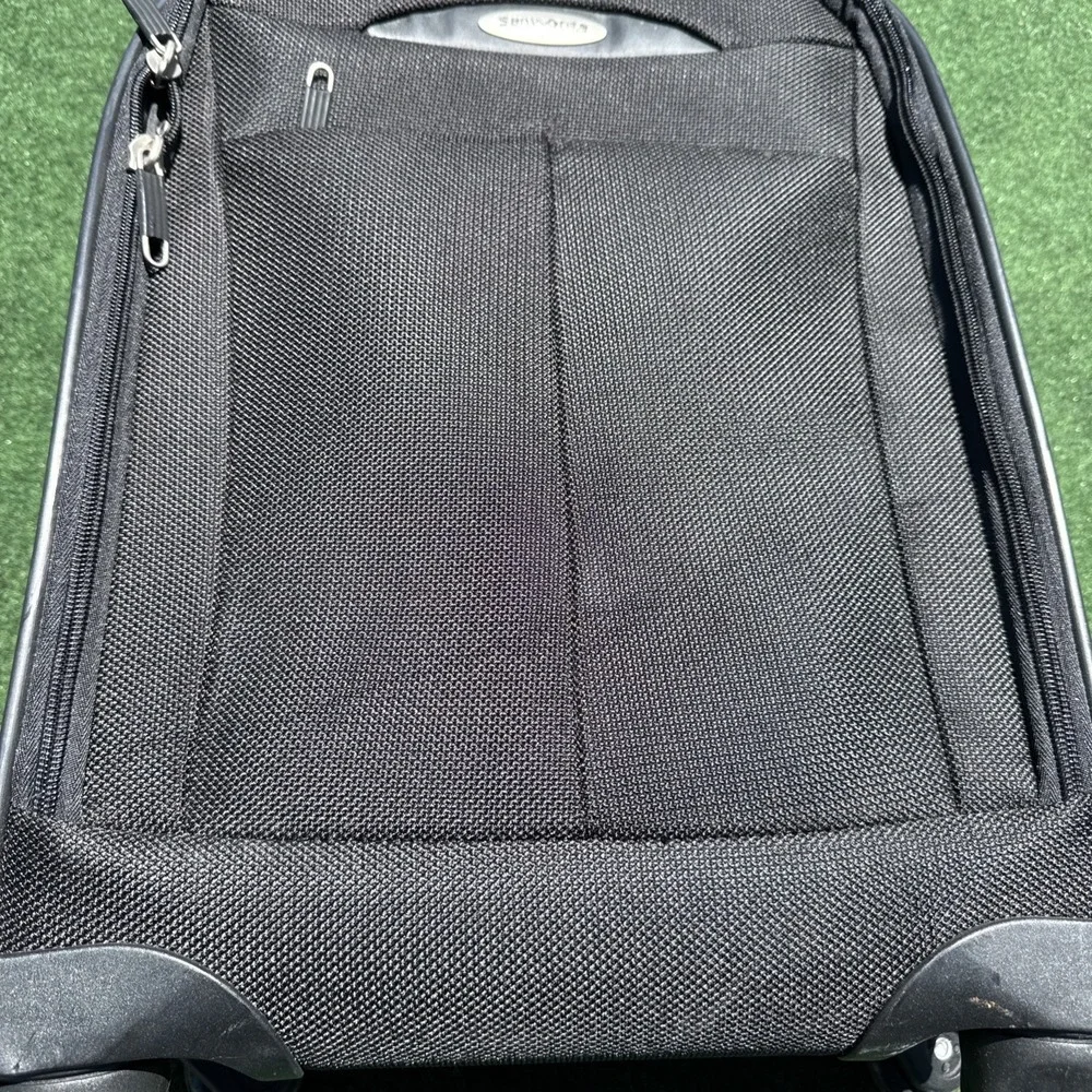 MINT Samsonite Luxury Carry-On Spinner Travel Wear Luggage Suitcase Tumi Like
